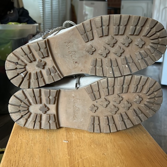 Sam Edelman Bowen Gray Suede Lace Up Faux Fur Trim Lug Sole Ankle Boots - 7 - Picture 9 of 11